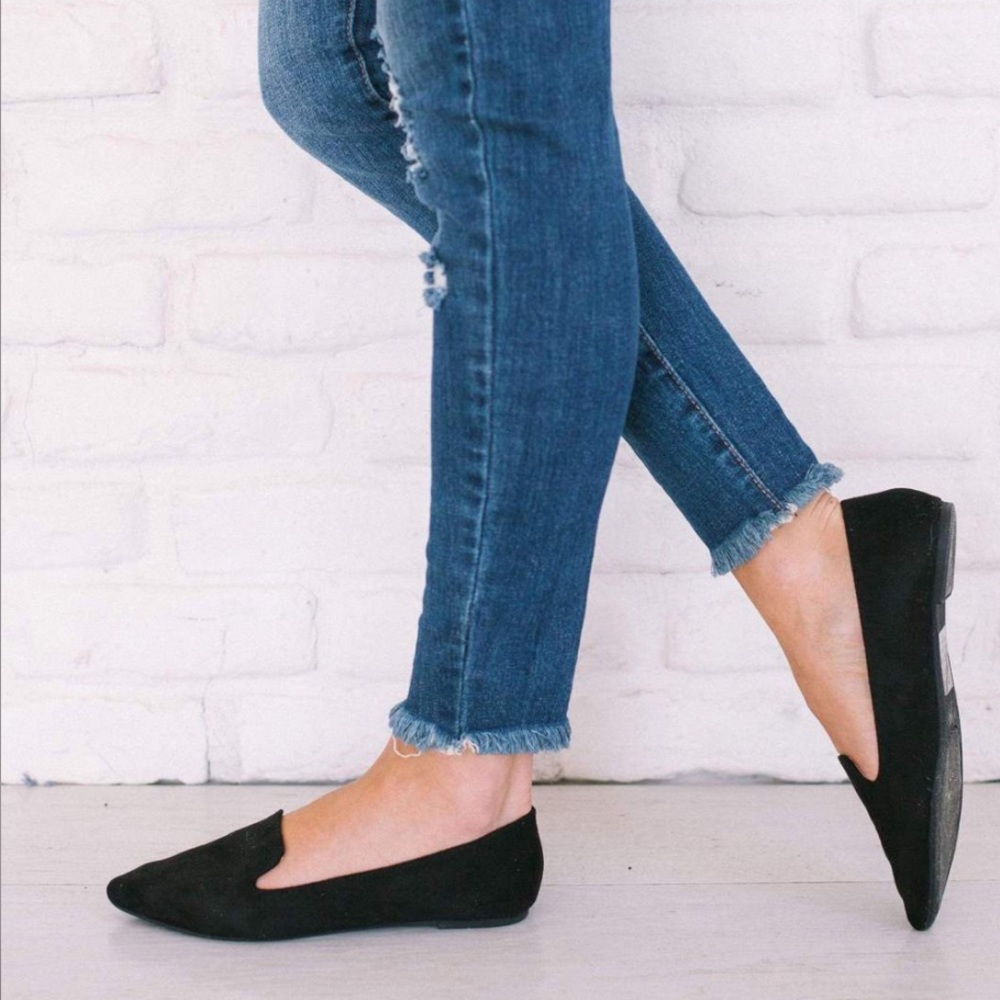 Black Pointy Suede Flats - Picture 3 of 6